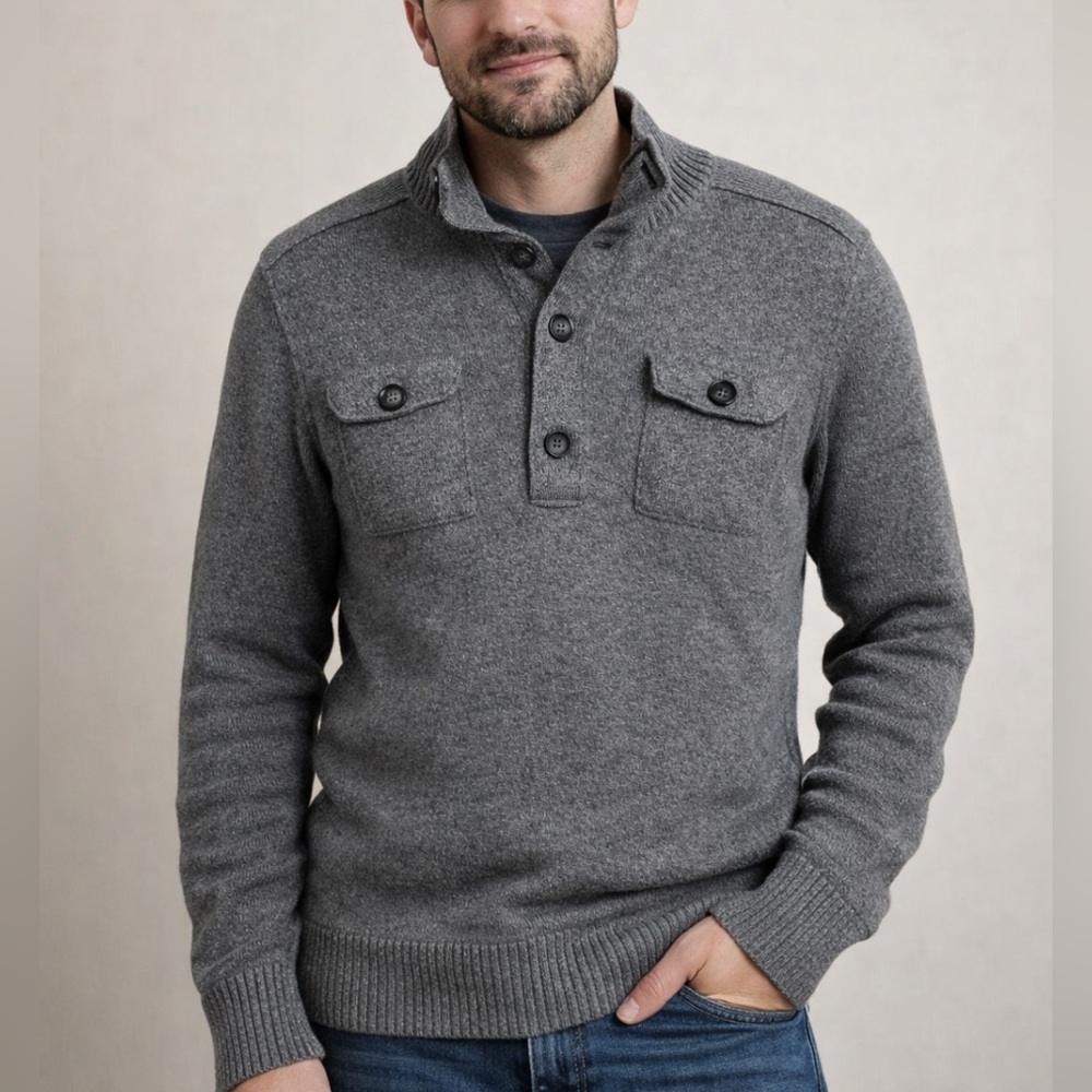 Men’s Banana Republic Charcoal Button-Up Sweater 100% wool